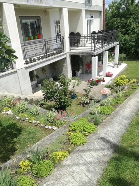 Apartman Bilja Vrnjačka Banja Exterior foto